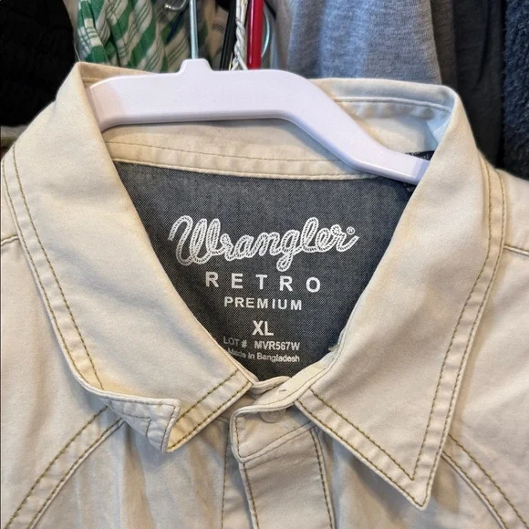 Wrangler Retro Premium Cream Shirt - Picture 1 of 5